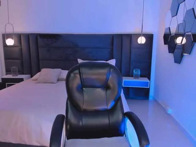 AllyJensen on BongaCams