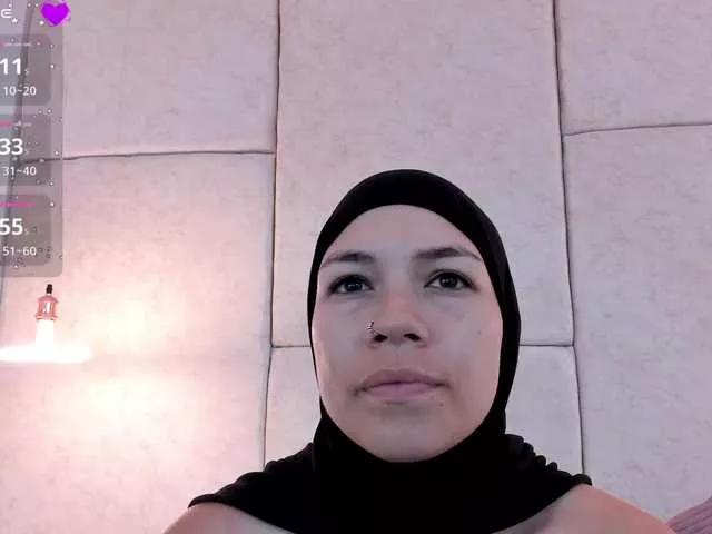 amira-s on BongaCams