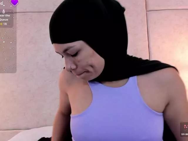 amira-s on BongaCams