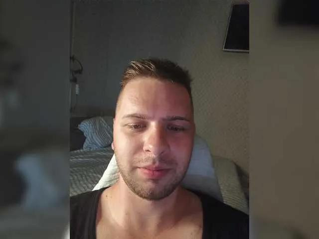 candy-cappy on BongaCams