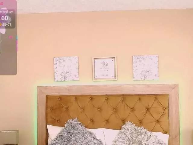 CristalLorents on BongaCams