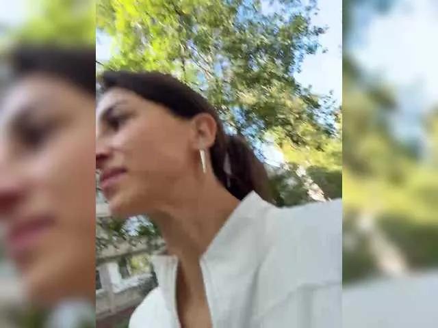 EwaBrown on BongaCams