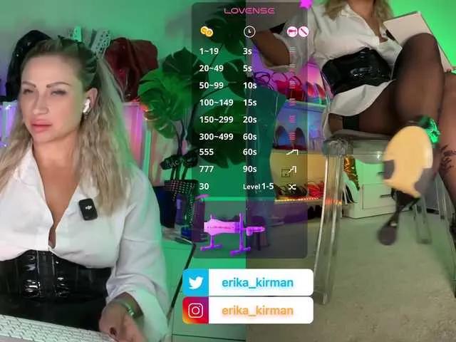 HomePussy1 on BongaCams