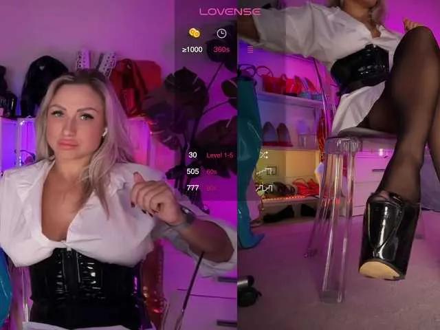 HomePussy1 on BongaCams