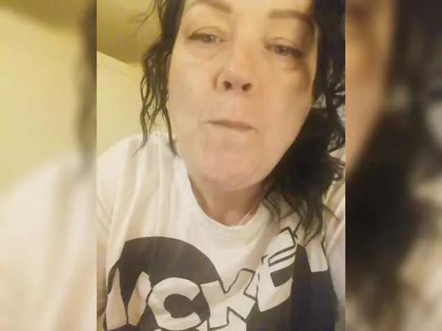 Klassnaya-1 on BongaCams