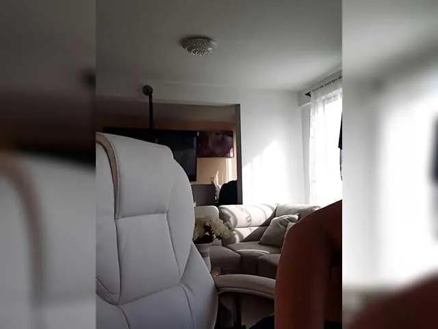 leilamendez on BongaCams