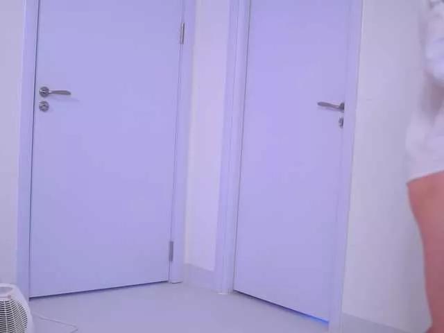 LesaisMore on BongaCams