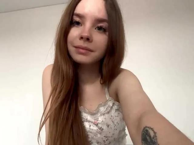 Lil-RO-XO on BongaCams