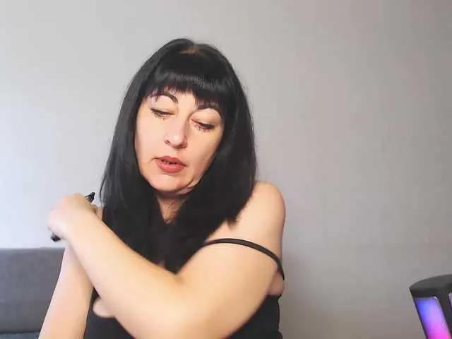 LunaTwilight on BongaCams