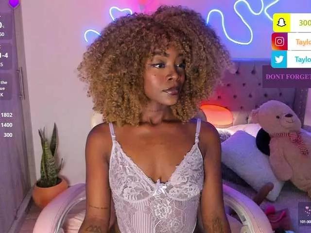 Miss-west on BongaCams