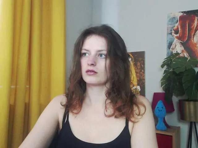 NadineGold on BongaCams