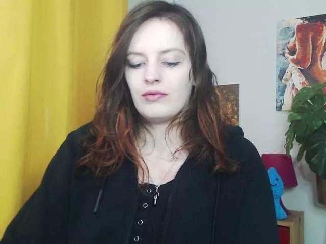 NadineGold on BongaCams