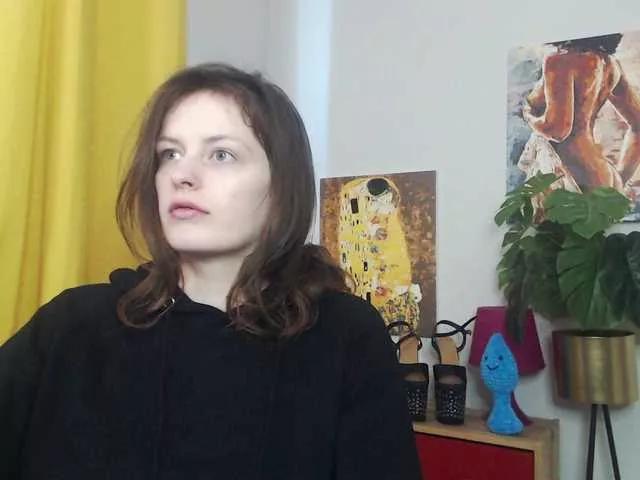 NadineGold on BongaCams