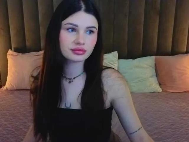 NeylaCharm on BongaCams