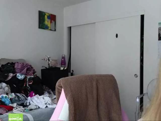 sexyscienceteacher90 on BongaCams