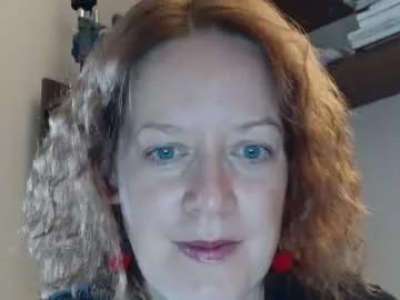 12ennie on Chaturbate