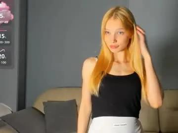 18kira18 on Chaturbate