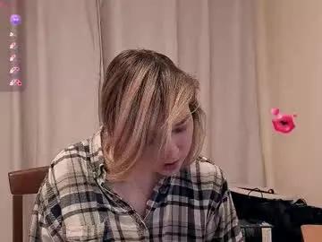 5_in_one — Wellcome, i'm SunshineGet to know me better #mistress #milf #blonde #natural #goddess [999 tokens remaining]