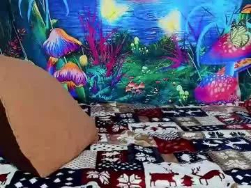 _lullaby_ on Chaturbate