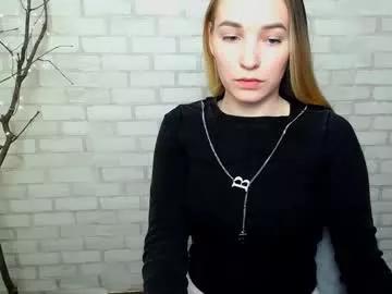 _snow_queen__ on Chaturbate