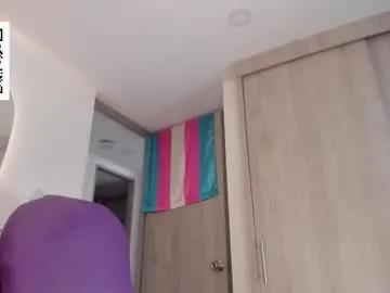 adelineefoxxx on Chaturbate