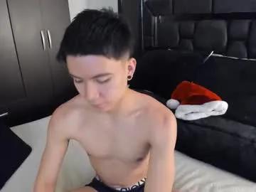 alanblack1 — daddy #young #new  #twink  #18  #lovense [700 tokens remaining]