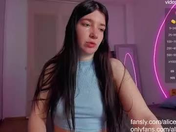 alicekaneky_xx on Chaturbate