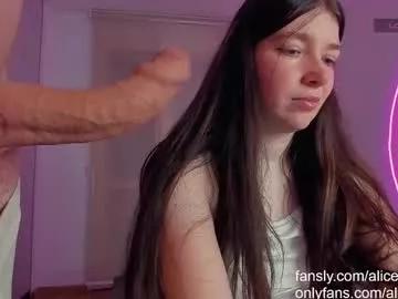 alicekaneky_xx on Chaturbate