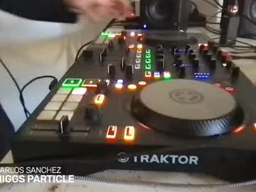 alien8720 on Chaturbate