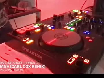 alien8720 on Chaturbate