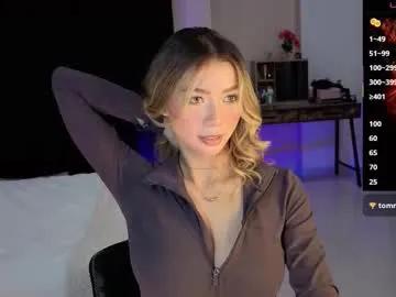 amelieaxie on Chaturbate