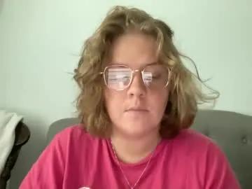 angeloflight273360 on Chaturbate