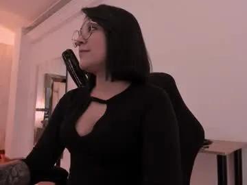 annaralein on Chaturbate