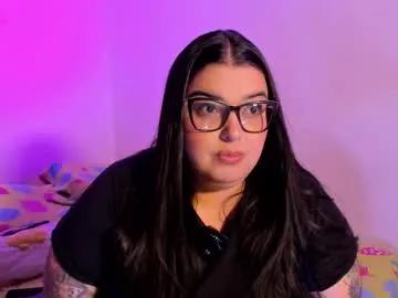 apriilpeach_ — GOAL: Show boobs [23 tokens remaining] Come and spend some time together //Earthquake FAV pattern #bbw #chubby #bigbelly #belly #leggings