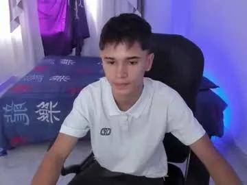 aron_boyy on Chaturbate