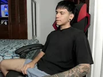 austin_falcon — Remove all clothes  [100 tokens left] Big cum show. #gay #teen #18 #bigcock #young