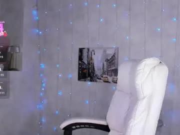 berta_kelly — GOAL: REMOVE MY SHIRTS [16 tokens remaining] Welcome to my room! #teen #footjob #smalltits #lovense #footfetish