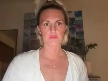 betterconvobesttime — #snap #wifeinbed #fingerpussy #wifeinyourbed