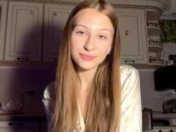 bloody_petal on Chaturbate