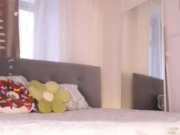 blue_bow on Chaturbate