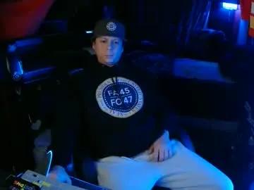 bowerboi1217 — HAPPY FRIDAY! - Get Naked [500 tokens remaining]