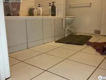 boysetsfire34 on Chaturbate