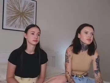 caressyourself on Chaturbate