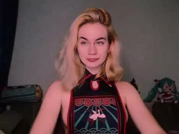 carinfox on Chaturbate