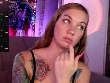 carrie_moonshine on Chaturbate