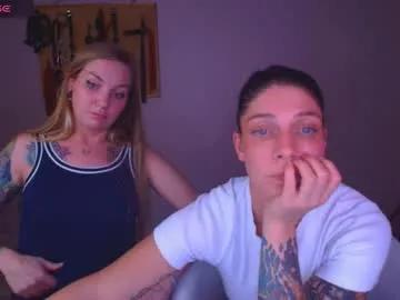 carrie_moonshine on Chaturbate