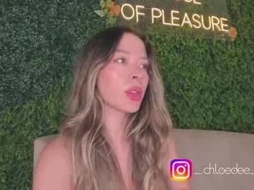 chloe_dee_ on Chaturbate