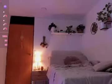 connie_deep on Chaturbate