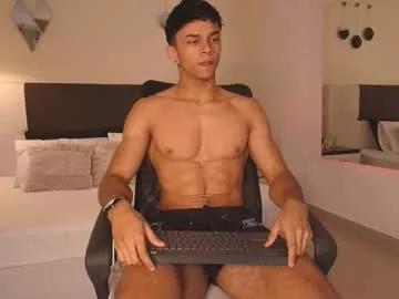 danteestone on Chaturbate