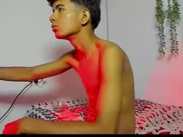 darkknightx01 on Chaturbate